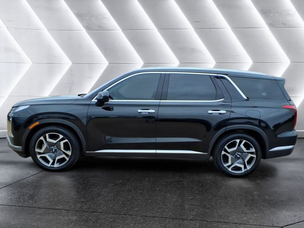 Used 2024 Hyundai Palisade SEL w/ Premium Package AWD/4WD image 2