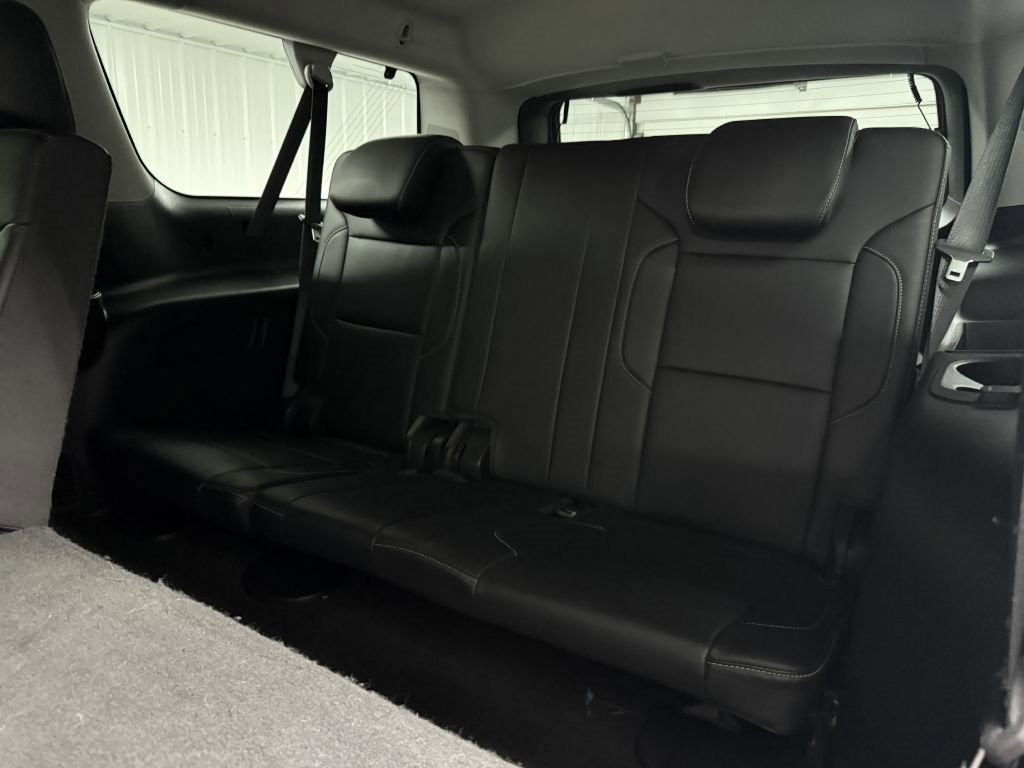 Used 2018 Chevrolet Suburban LT image 29