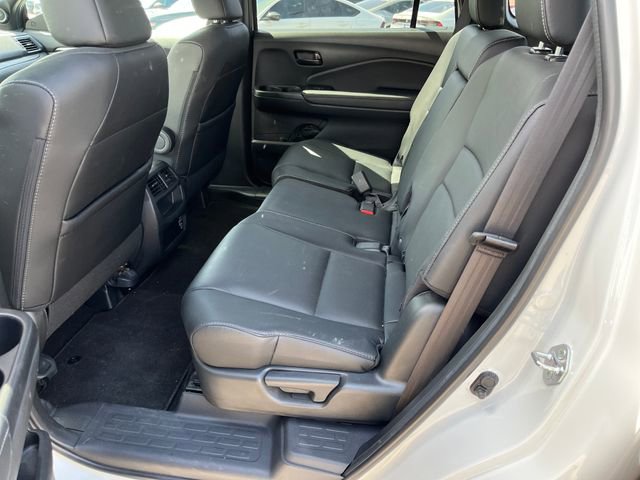 Certified 2023 Honda Passport EX-L image 3