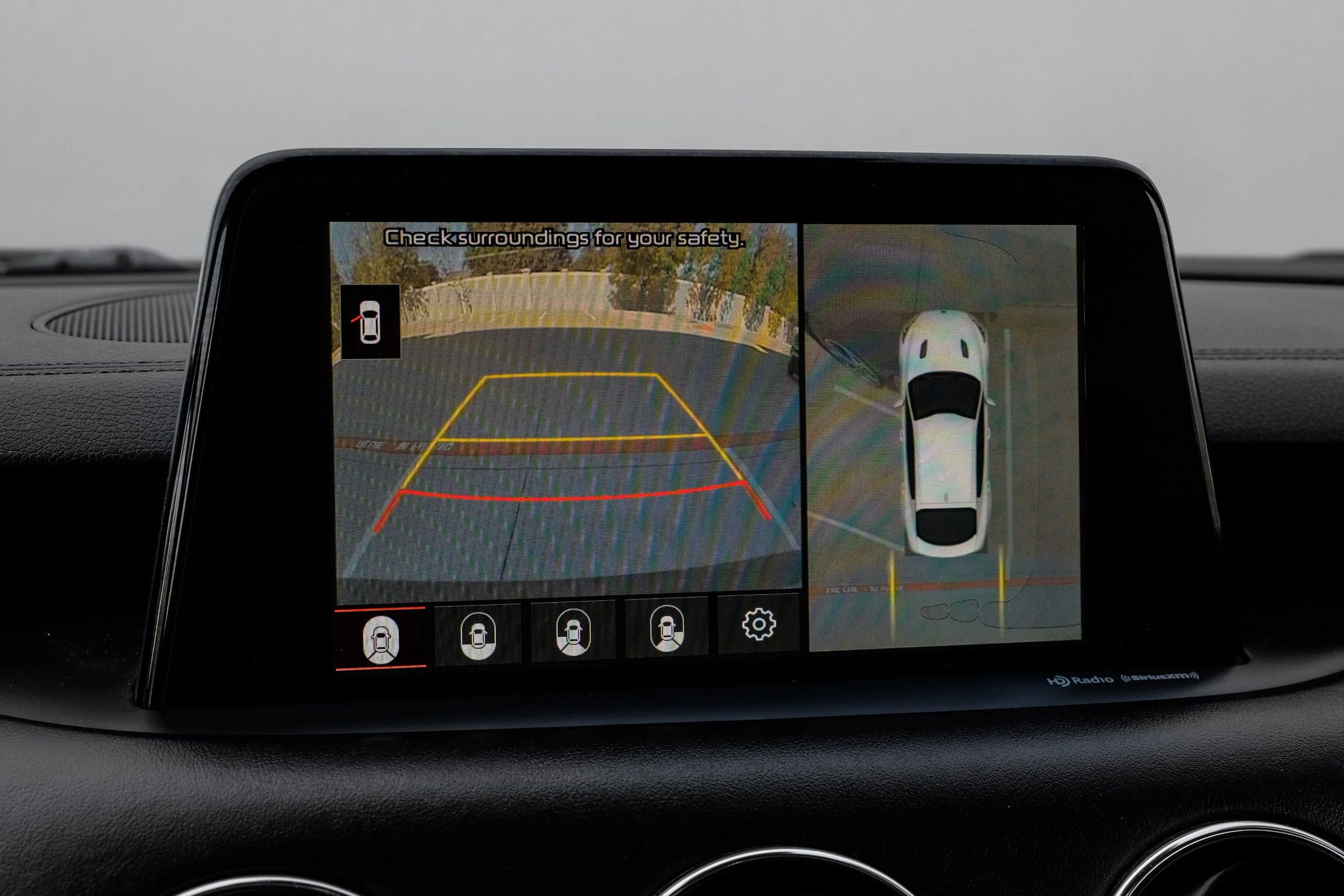 Used 2020 Kia Stinger GT2 image 16