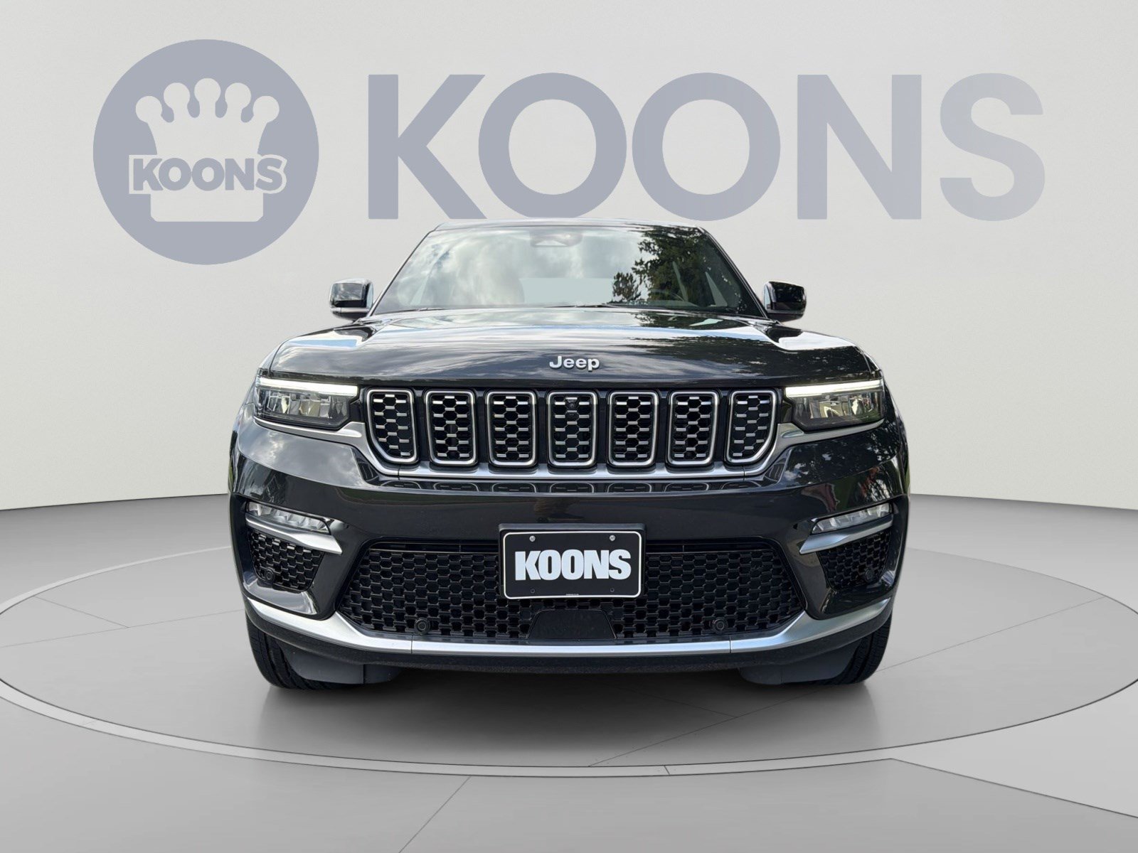 Used 2023 Jeep Grand Cherokee Summit AWD/4WD image 11