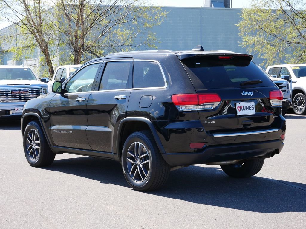 Used 2017 Jeep Grand Cherokee Limited AWD/4WD image 8