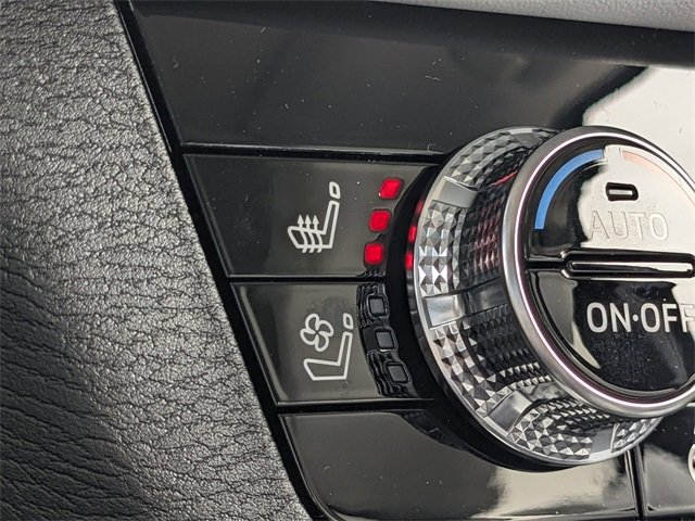 New 2025 Mitsubishi Outlander AWD image 23