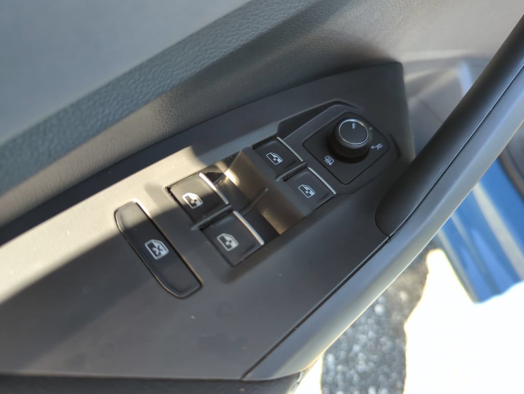 New 2026 Volkswagen Jetta SE FWD image 26