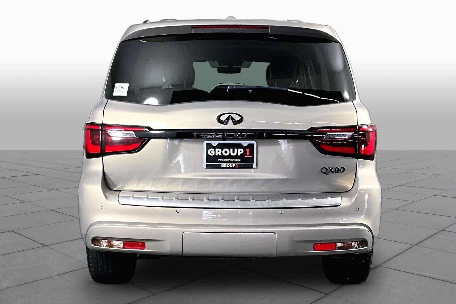 Used 2022 INFINITI QX80 Luxe w/ Cargo Package RWD image 5