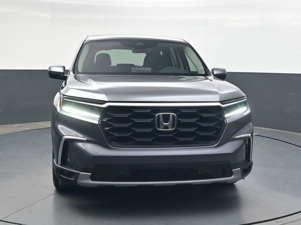Certified 2025 Honda Pilot EX-L image 9