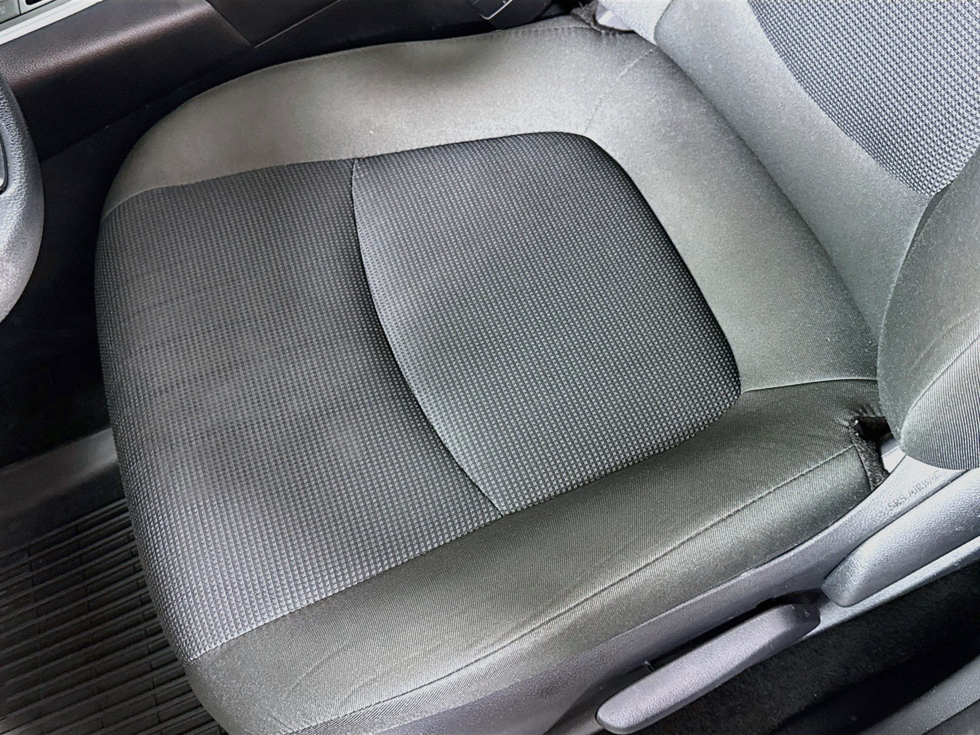 Certified 2024 Toyota RAV4 LE FWD image 18