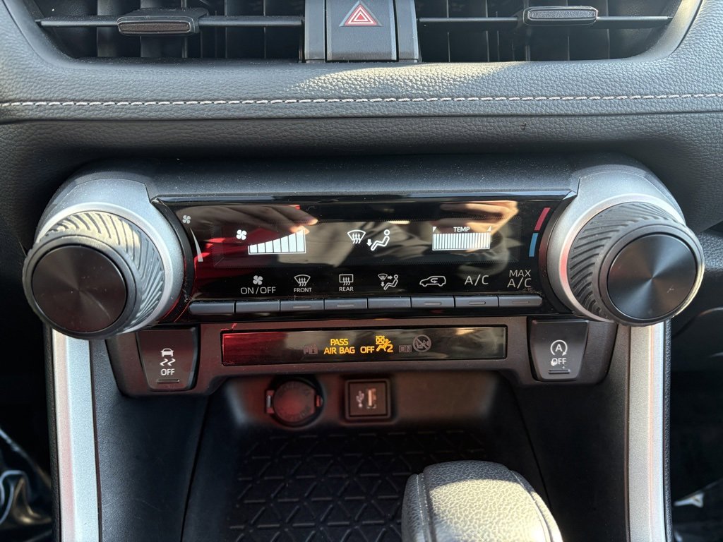 Certified 2024 Toyota RAV4 LE image 27