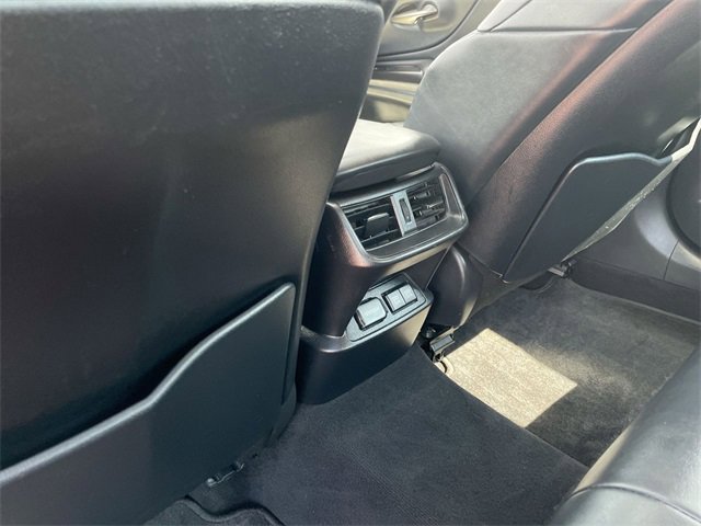 Used 2019 Lexus ES 300h w/ Premium Package image 25