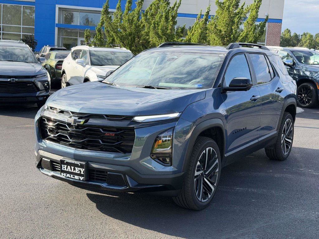 New 2027 Chevrolet Equinox RS w/ Safety and Technology Package FWD image 23