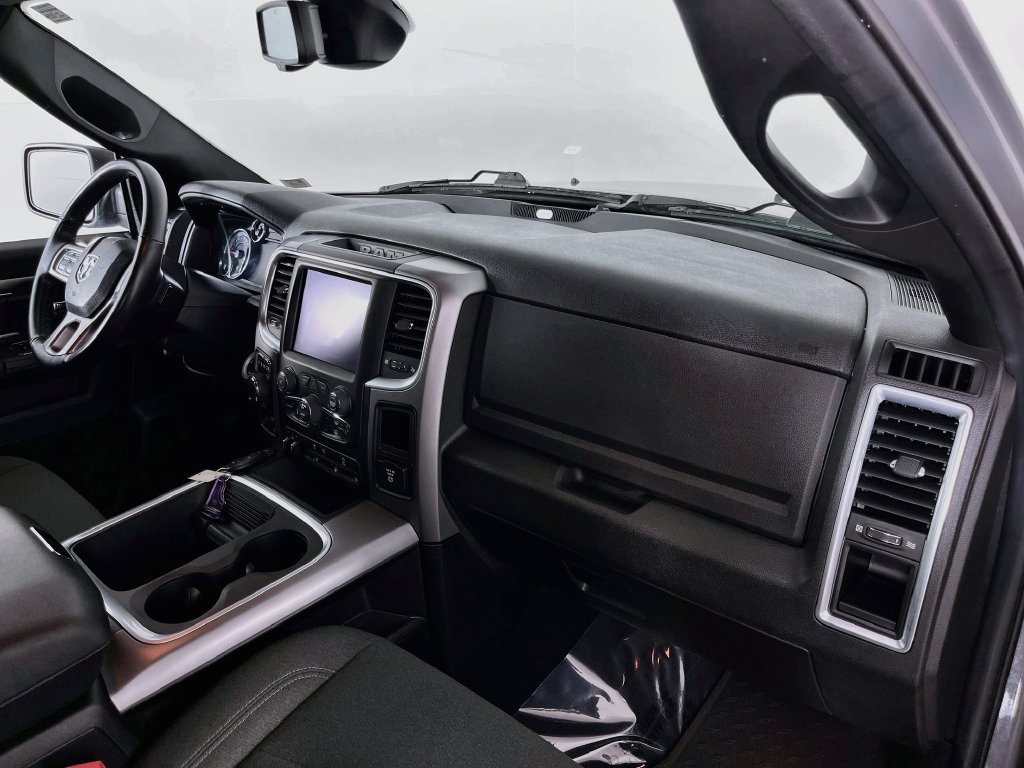 Used 2022 RAM 1500 Warlock w/ Ceramic Grey Warlock Package AWD/4WD image 10