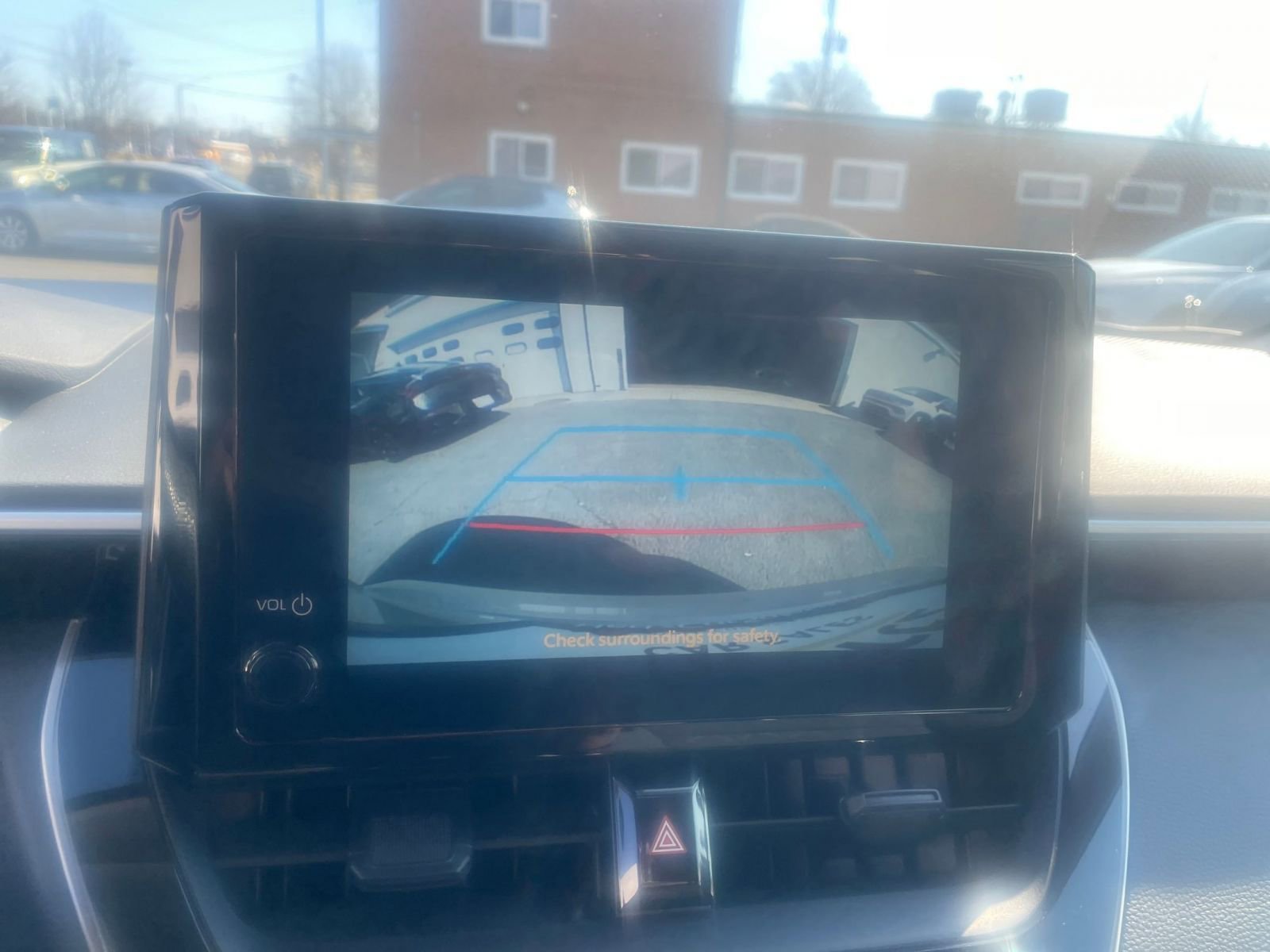 Used 2025 Toyota Corolla LE image 24