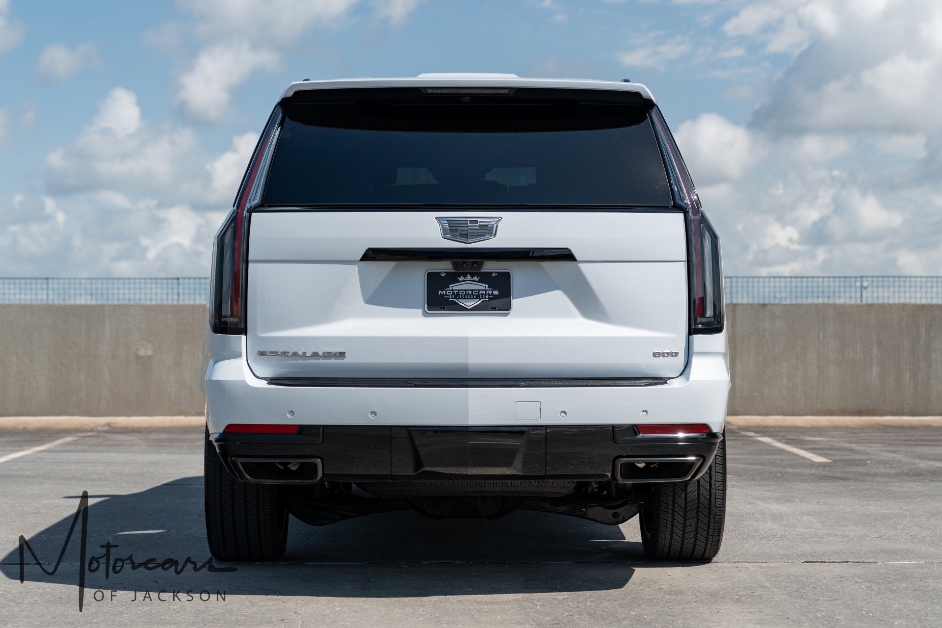 Used 2026 Cadillac Escalade Platinum Sport w/ LPO, ONYX Package AWD/4WD image 7