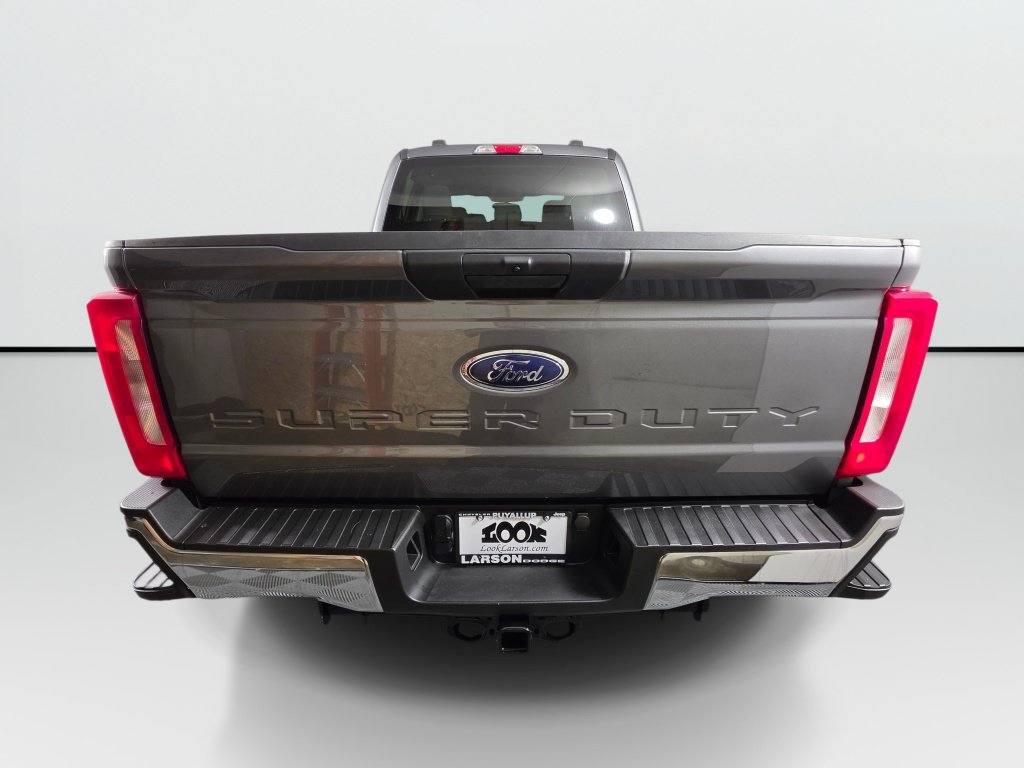 Used 2025 Ford F250 XLT w/ FX4 Off-Road Package AWD/4WD image 4