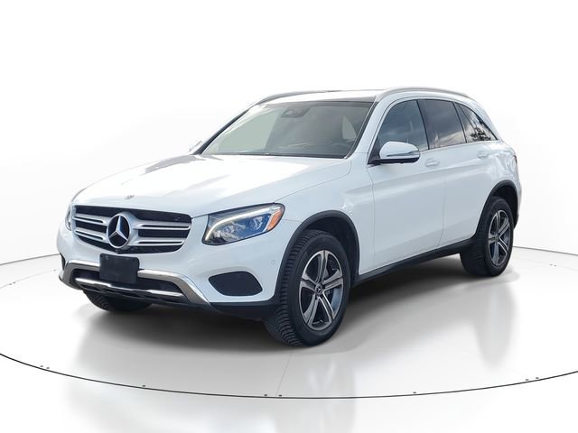 Used 2018 Mercedes-Benz GLC 300 4MATIC image 2