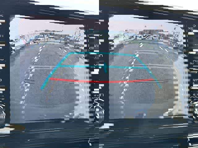 Used 2023 Toyota Sienna XLE image 14