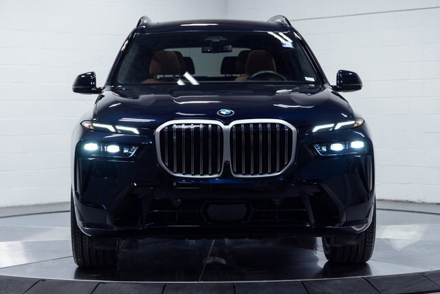 Certified 2024 BMW X7 xDrive40i w/ M Sport Package image 5