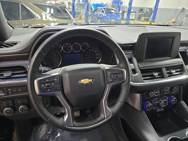 Used 2023 Chevrolet Suburban LS w/ Driver Alert Package image 18