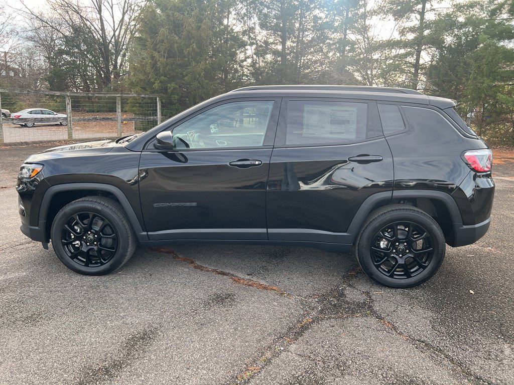 New 2026 Jeep Compass Latitude image 8