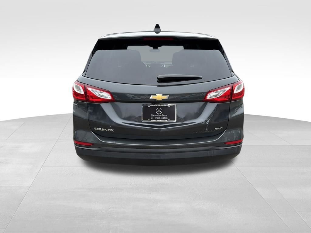 Used 2020 Chevrolet Equinox LS w/ LS Convenience Package image 9