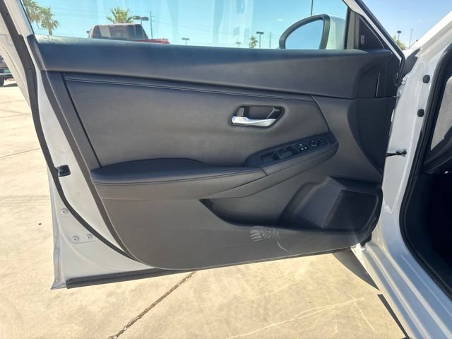 Used 2024 Nissan Sentra SV FWD image 20