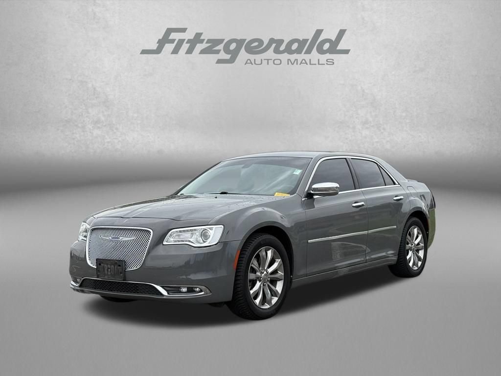 Used 2018 Chrysler 300 Limited AWD/4WD image 3