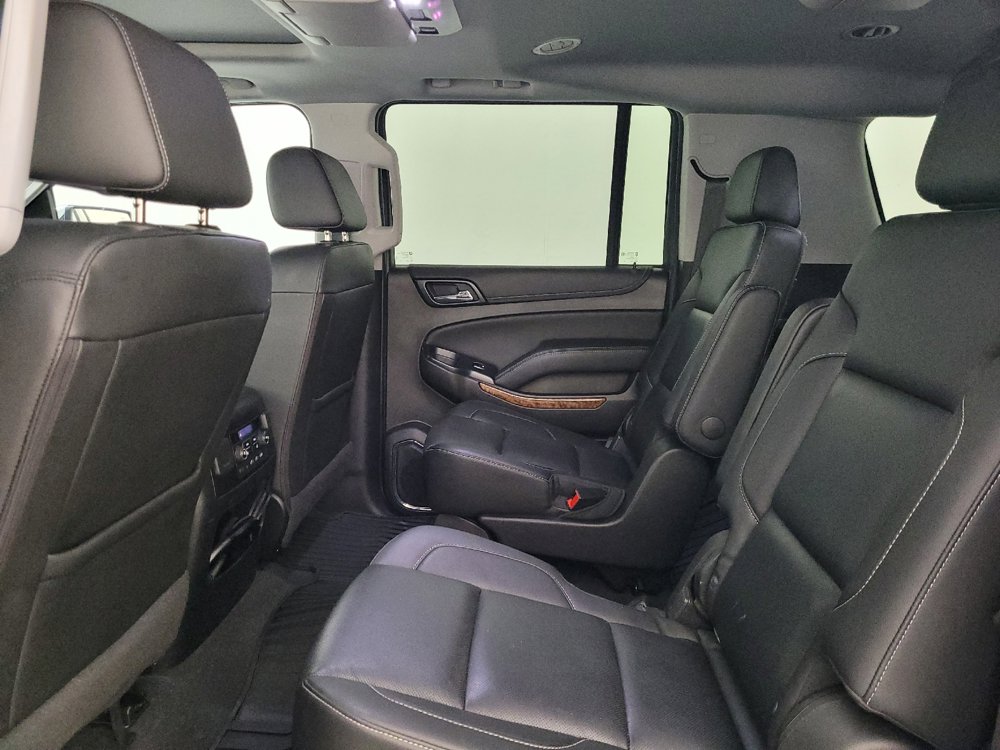 Used 2019 Chevrolet Suburban Premier AWD/4WD image 18