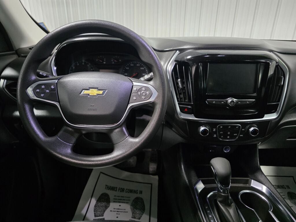 Used 2021 Chevrolet Traverse LS AWD/4WD image 8