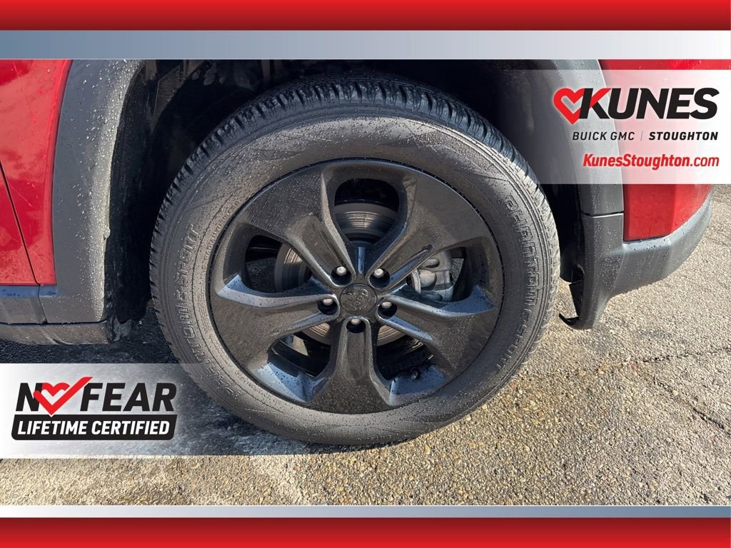 Used 2021 Jeep Compass Latitude FWD image 15