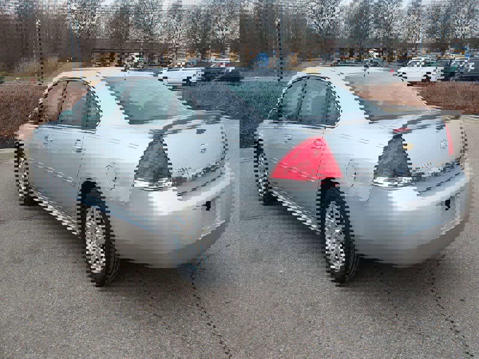 Used 2010 Chevrolet Impala LT w/ Luxury Edition Package image 6