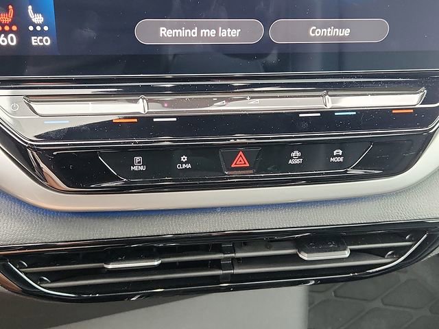 Used 2023 Volkswagen ID.4 Pro S Plus AWD/4WD image 16