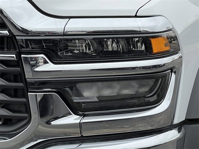 New 2026 RAM 5500 Tradesman image 30