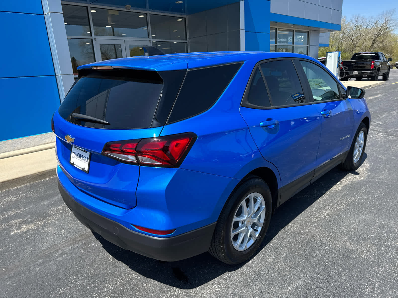 Used 2024 Chevrolet Equinox LS w/ LS Convenience Package image 7
