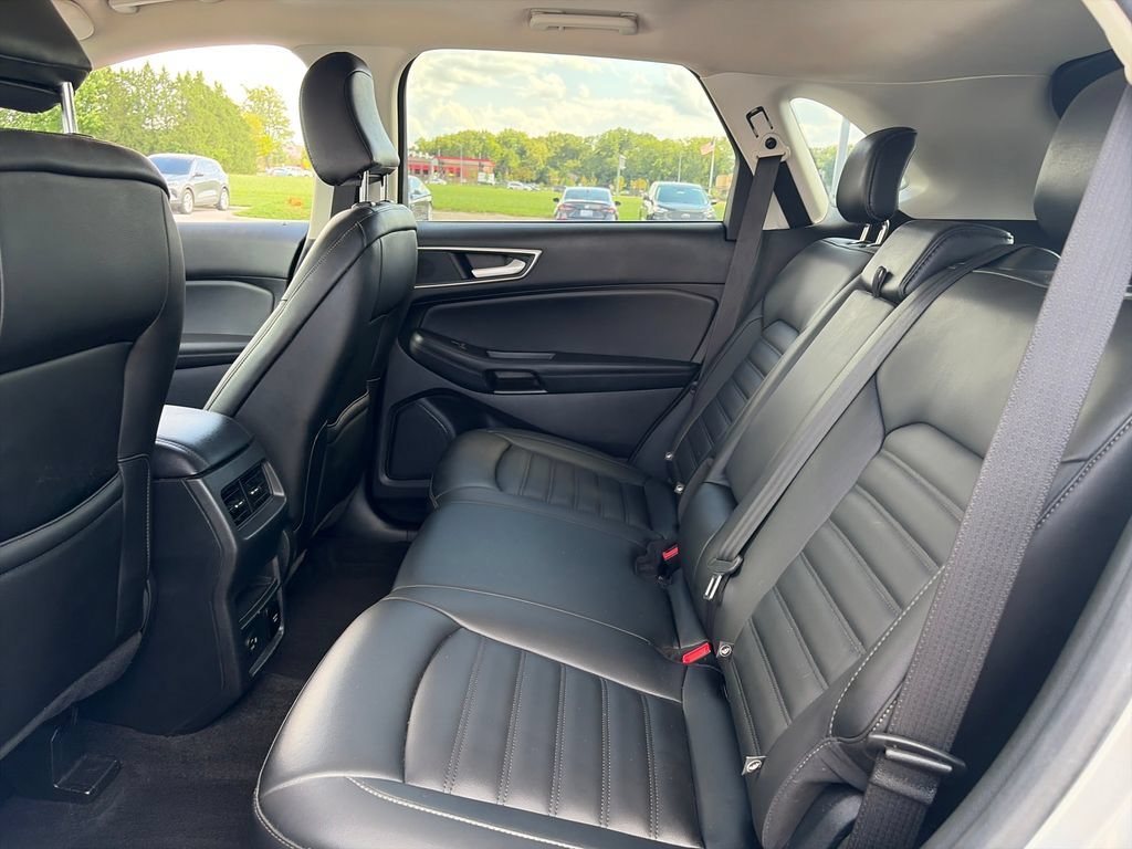 Used 2021 Ford Edge SEL w/ Convenience Package AWD/4WD image 28
