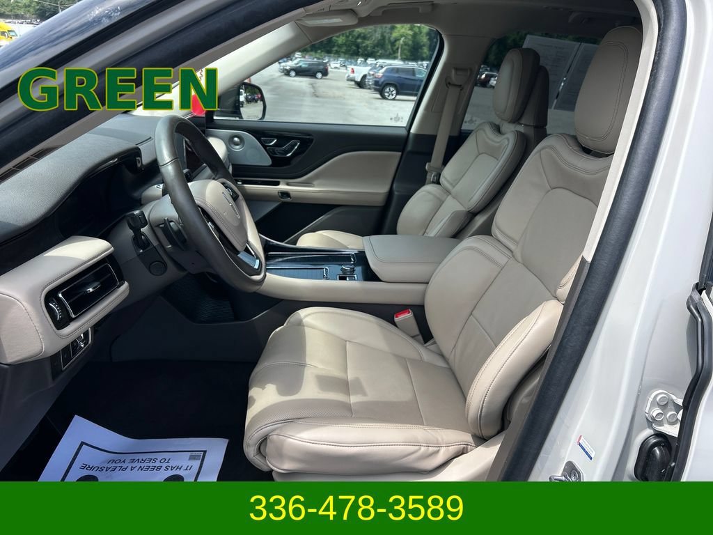 Certified 2023 Lincoln Aviator Reserve w/ Equipment Group 201A AWD/4WD image 9