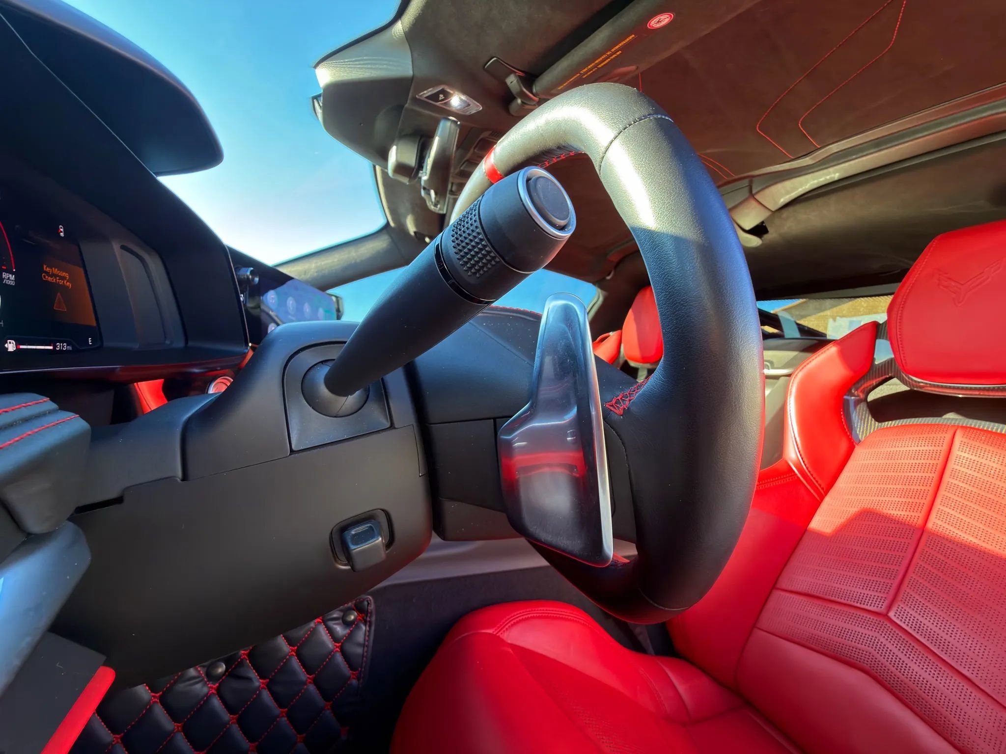 Used 2021 Chevrolet Corvette Stingray Premium Cpe w/ Z51 Performance Package image 24