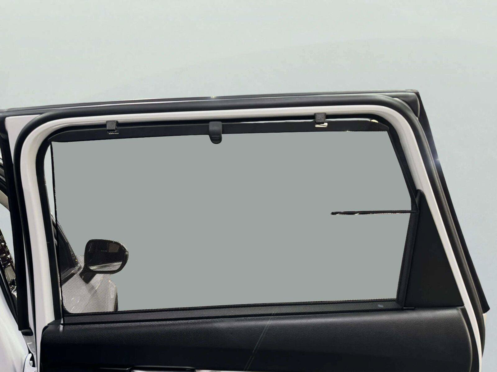 Used 2021 Kia Telluride SX w/ Towing Package FWD image 33