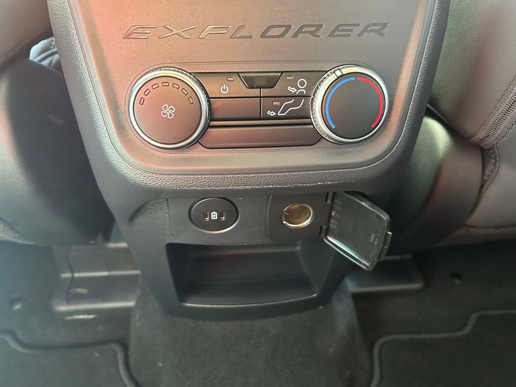 New 2026 Ford Explorer Active w/ Active Comfort Package AWD/4WD image 13