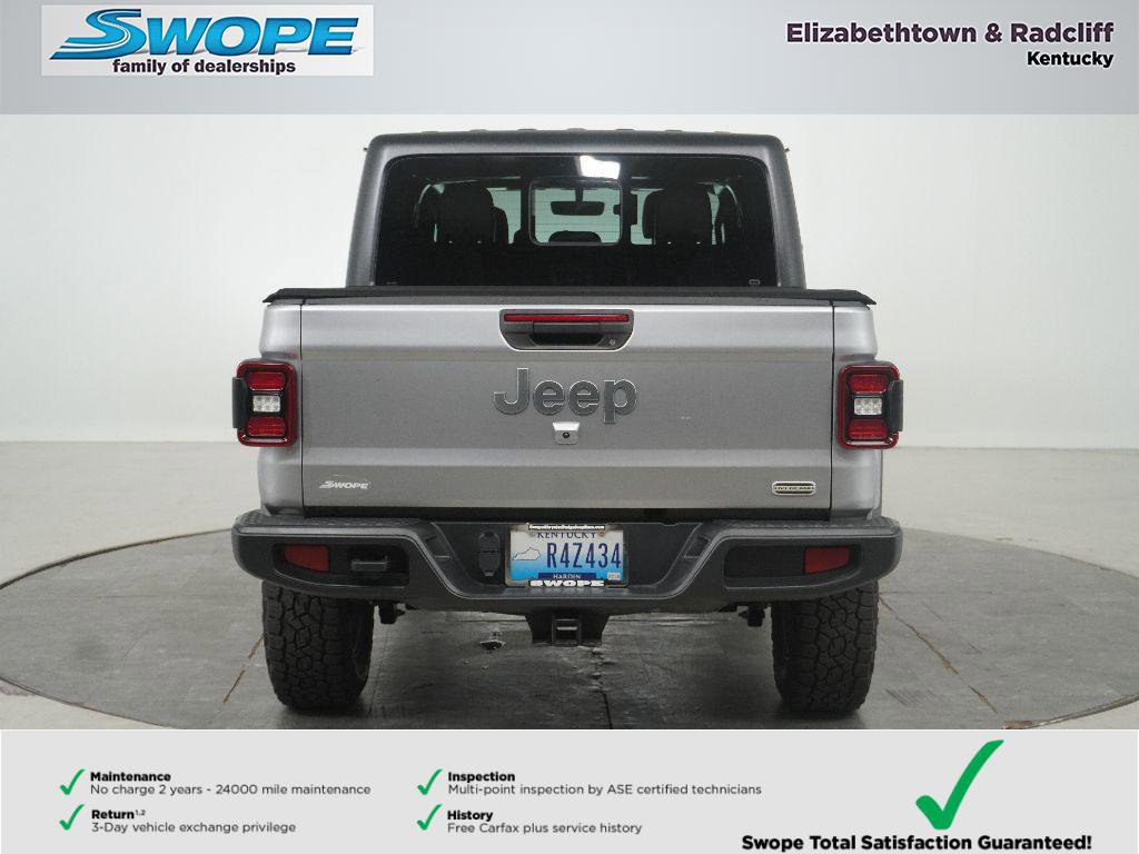 Used 2020 Jeep Gladiator Overland image 4