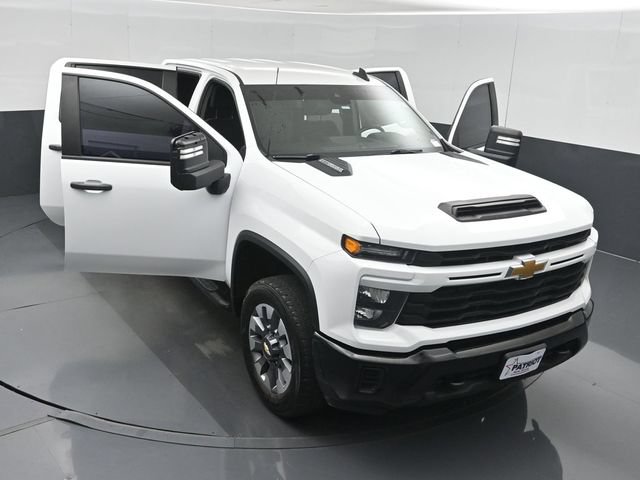 Used 2024 Chevrolet Silverado 2500 Custom w/ Custom Value Package AWD/4WD image 56