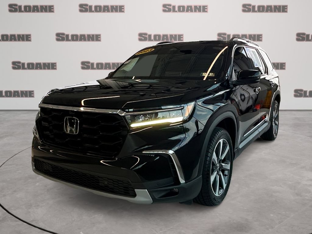 Used 2023 Honda Pilot Elite image 1