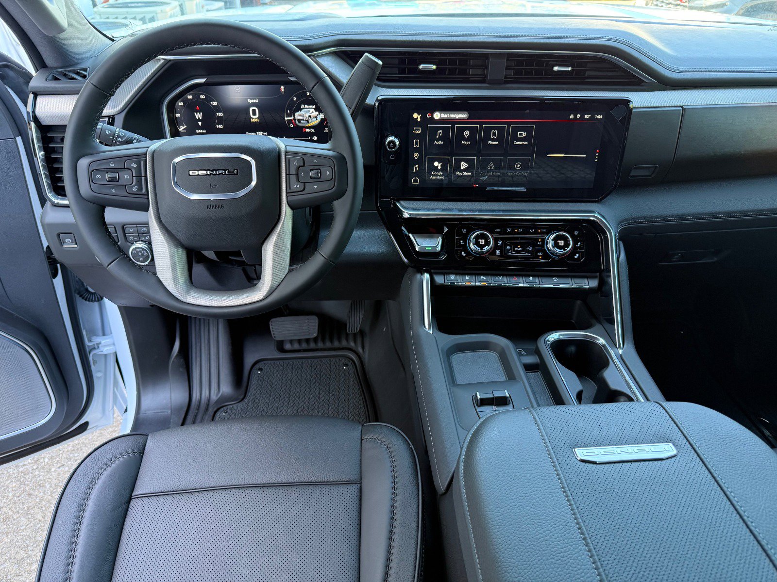 New 2026 GMC Sierra 2500 Denali w/ Denali Reserve Package image 18