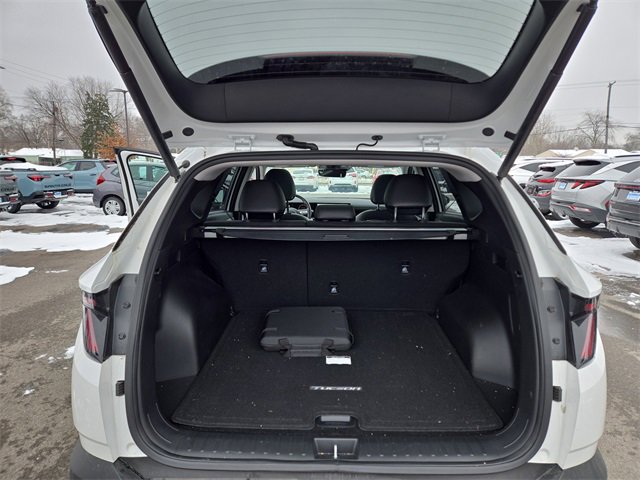 Certified 2025 Hyundai Tucson Limited image 32