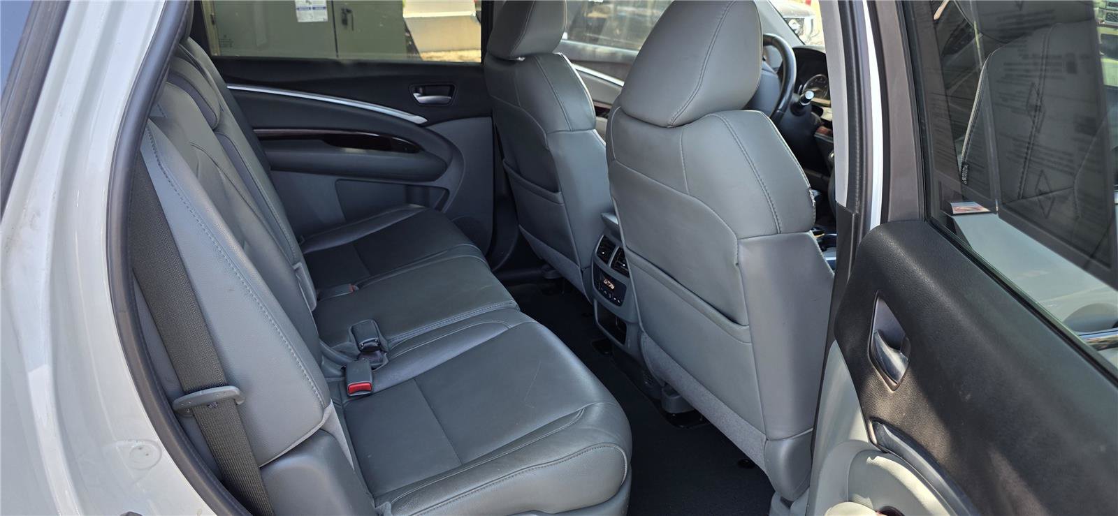 Used 2015 Acura MDX w/ Technology Package AWD/4WD image 12