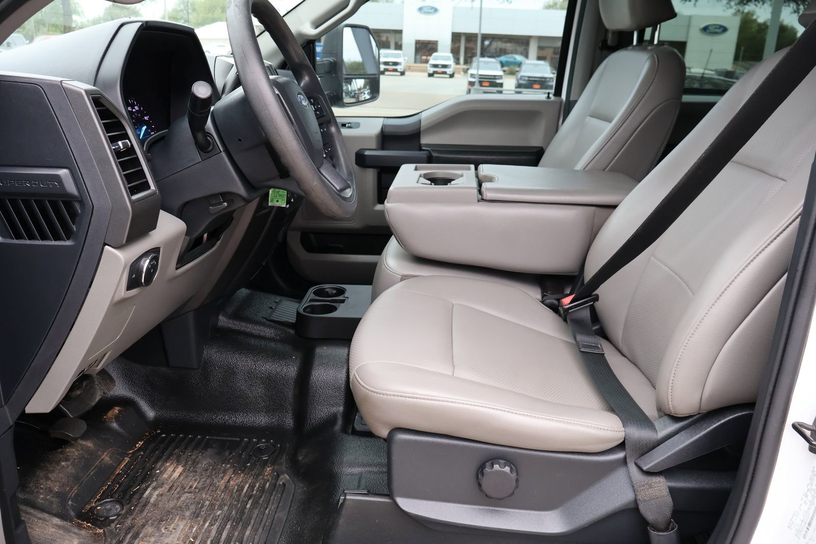 Used 2022 Ford F250 XL w/ Power Equipment Group AWD/4WD image 18