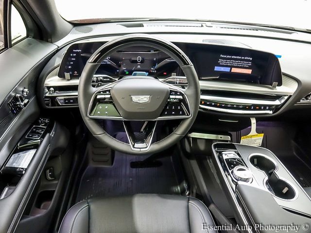 New 2025 Cadillac Lyriq Luxury w/ LPO, Floor Liner Package image 11