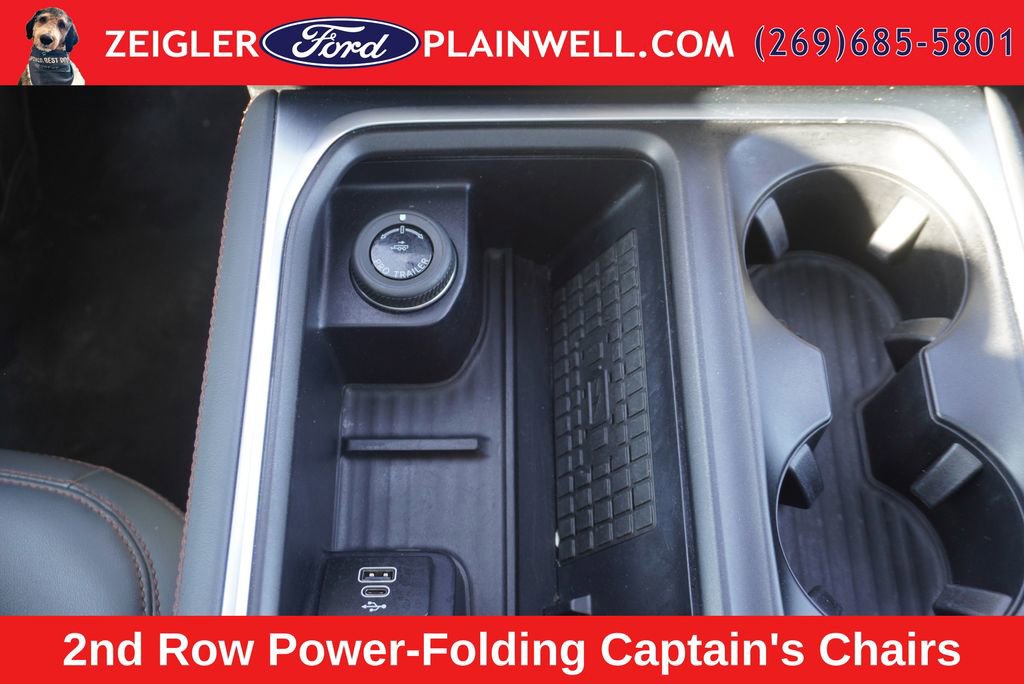 Used 2025 Ford Expedition Active AWD/4WD image 31