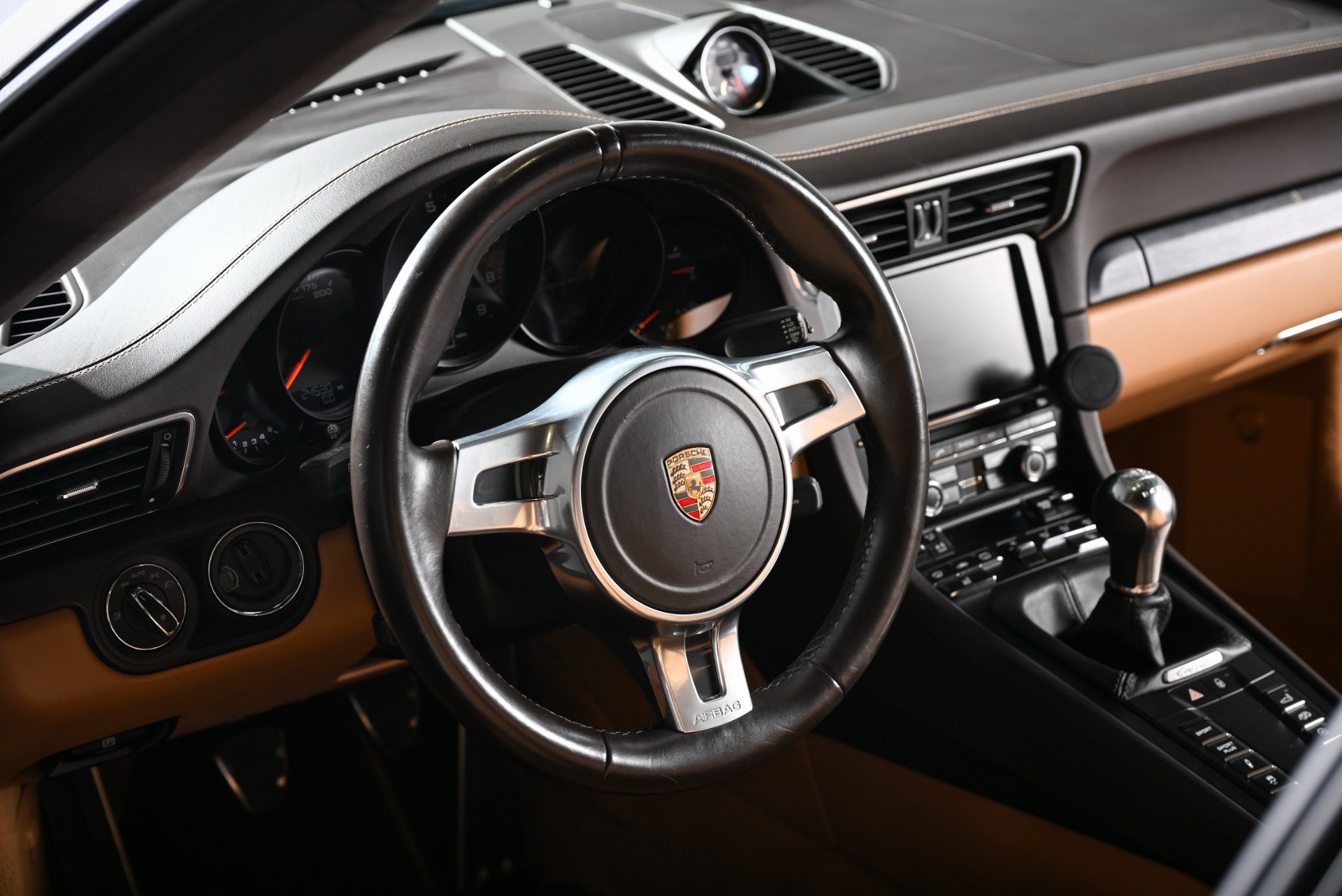 Used 2015 Porsche 911 Carrera 4 GTS AWD/4WD image 15