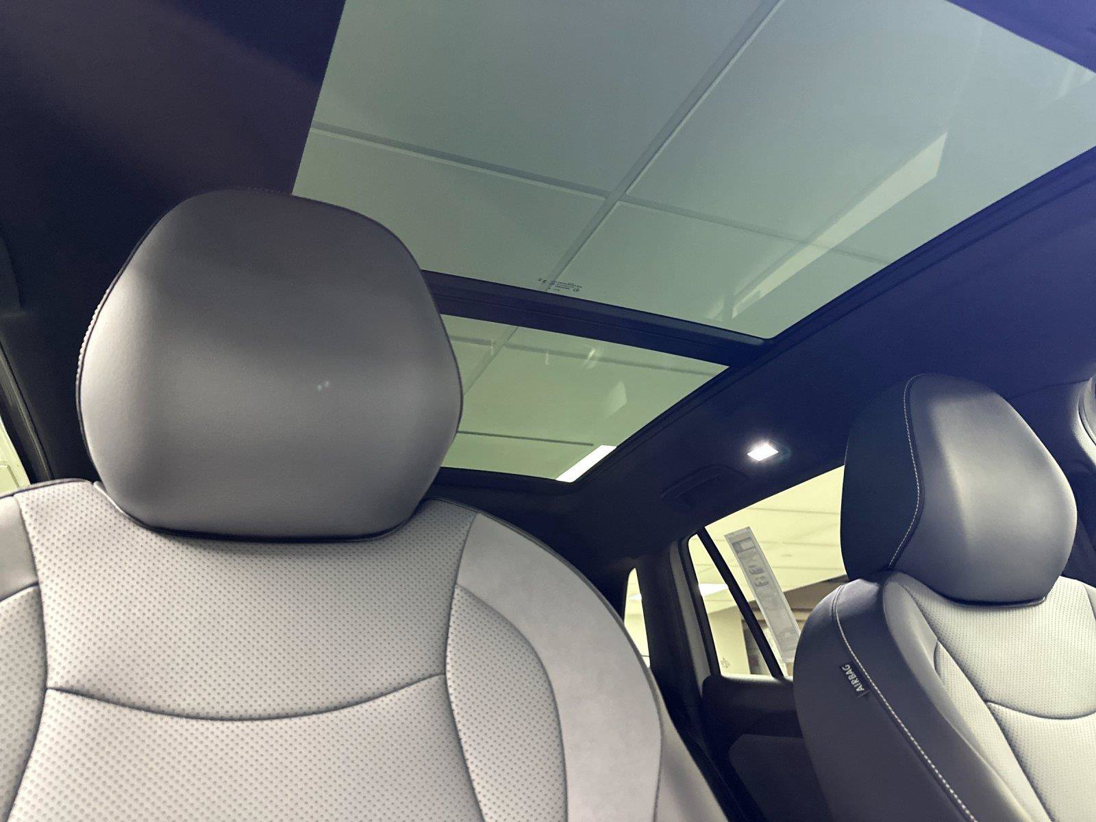 New 2026 Volkswagen Tiguan SE R-Line AWD/4WD image 16