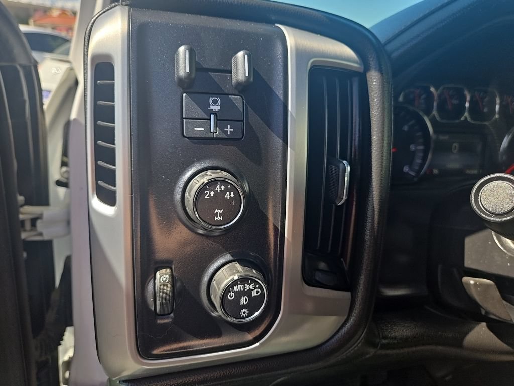 Used 2015 GMC Sierra 2500 SLT AWD/4WD image 11